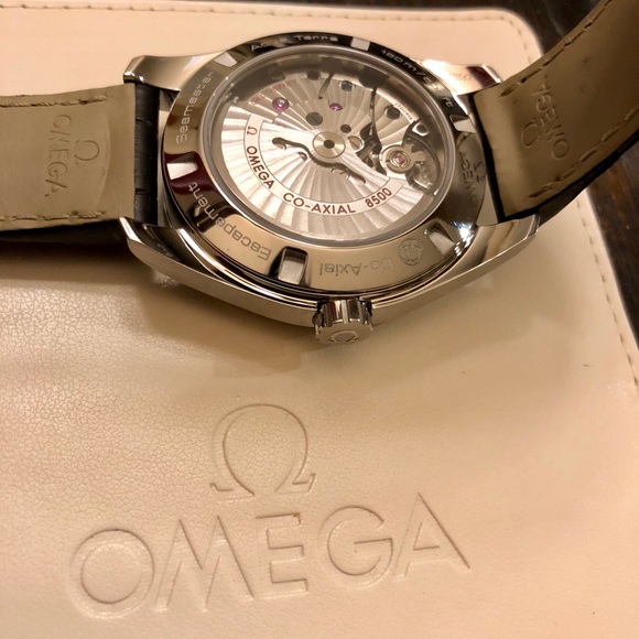 Like new 💯 % Authentic Omega Seamaster - Picture 2 of 8